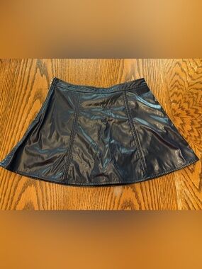 TCEC Blue Faux Leather Skort Built-In Shorts Side Zip Size Mediu